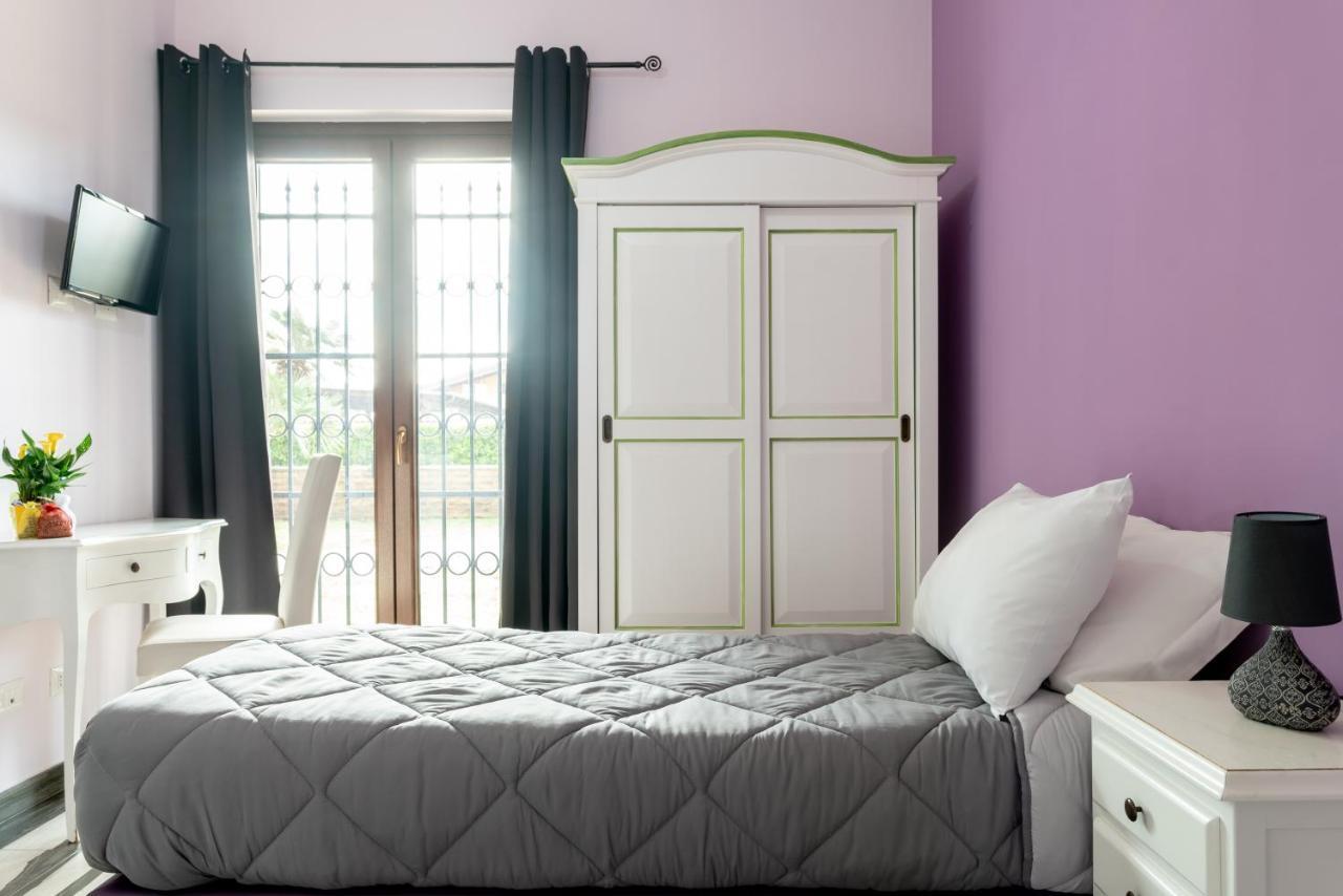 Myricae Rooms Affittacamere No Late Arrival ฟิวมิชีโน ภายนอก รูปภาพ