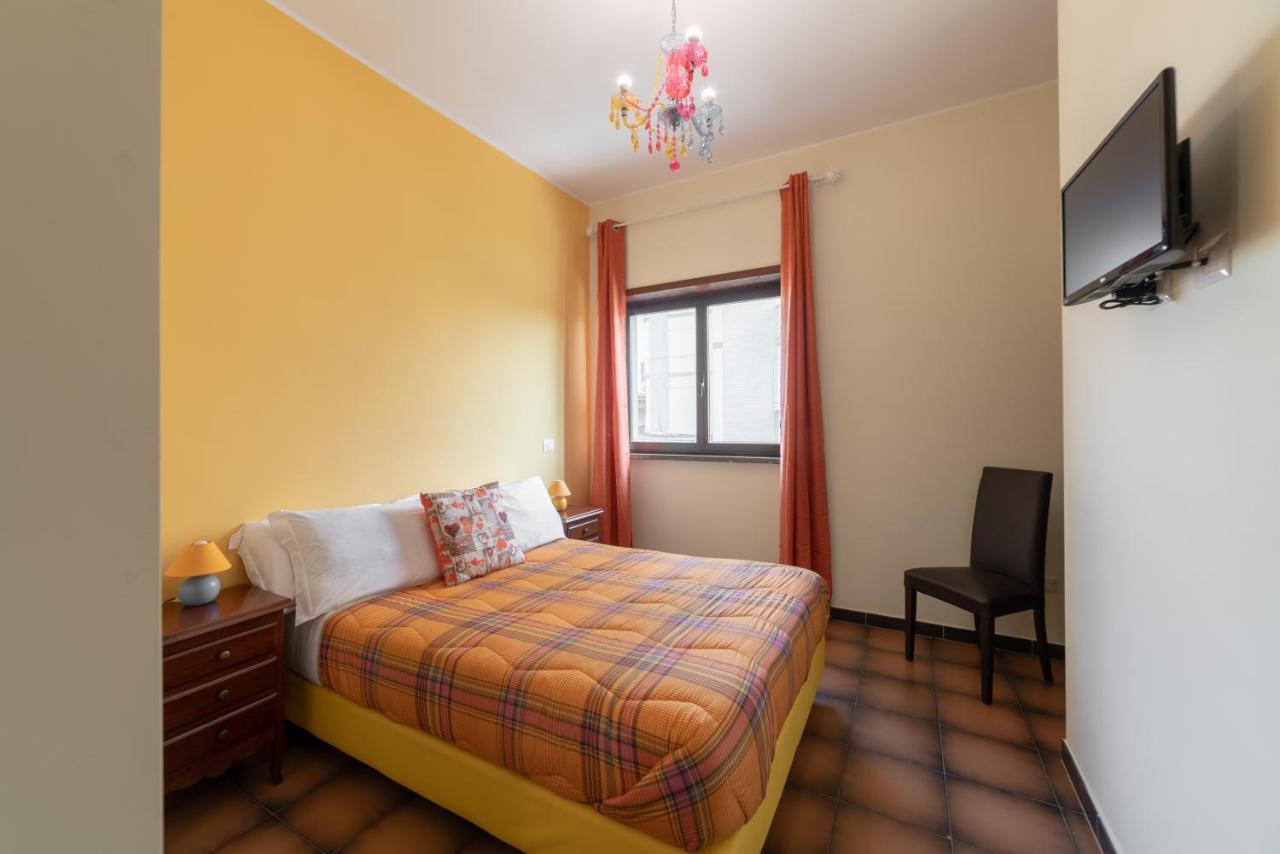 Myricae Rooms Affittacamere No Late Arrival ฟิวมิชีโน ภายนอก รูปภาพ