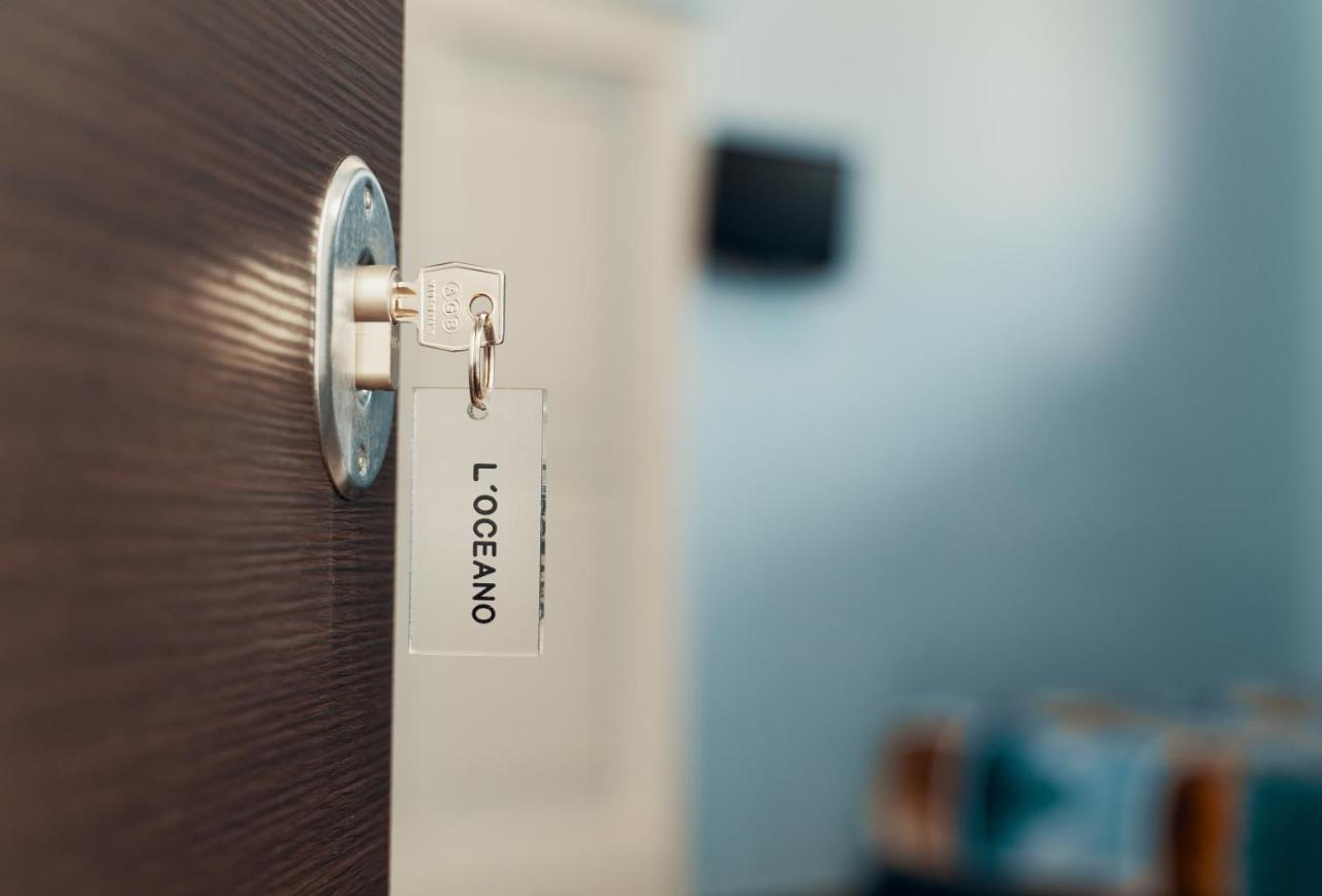 Myricae Rooms Affittacamere No Late Arrival ฟิวมิชีโน ภายนอก รูปภาพ